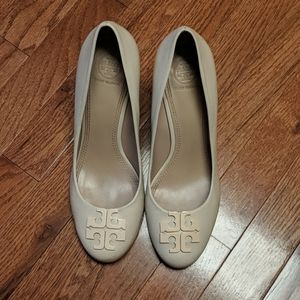 Tory Burch Ivory wedge shoes